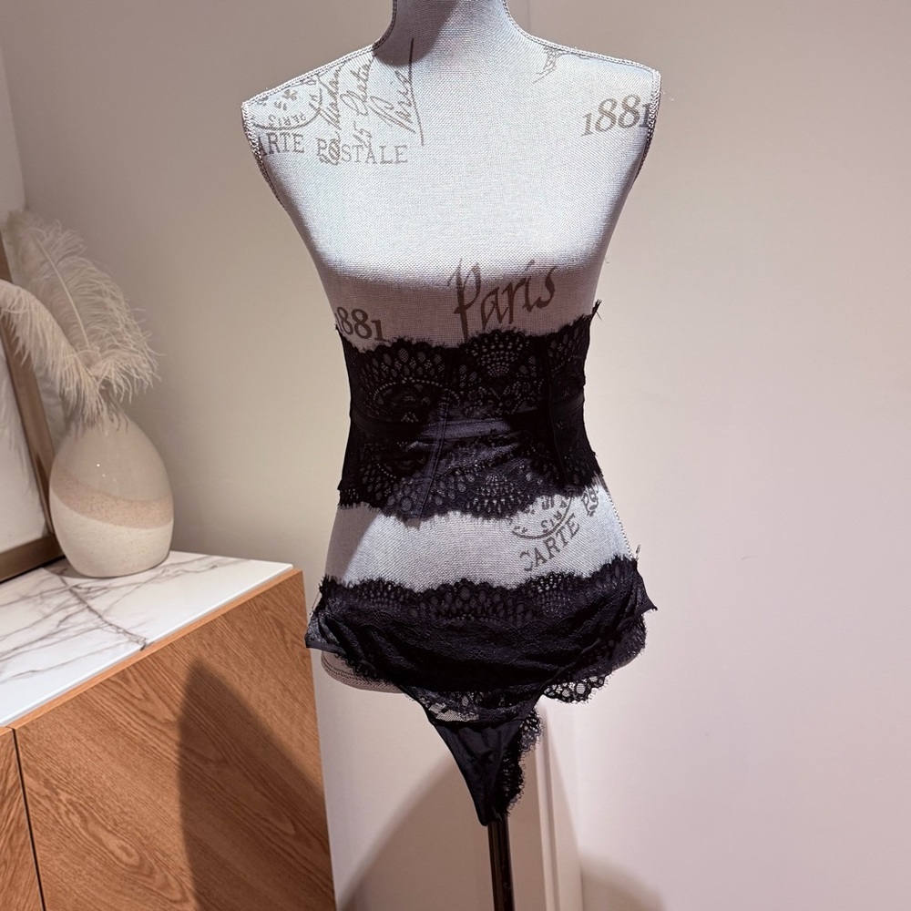 Chic Black Lace Corset and Panty Set